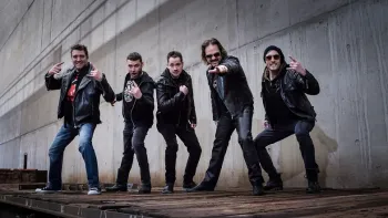 Obsidian Black + CRUSH