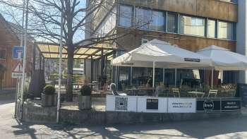 Café & Bar Breite