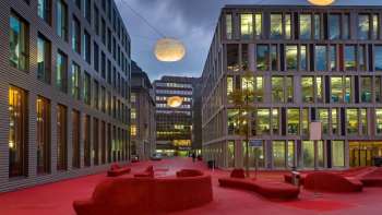 Roter Platz – Stadtlounge St.Gallen Roter Platz – Stadtlounge St.Gallen