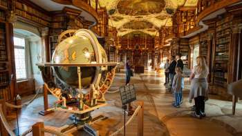 Altstadtführung mit Kathedrale und Stiftsbibliothek