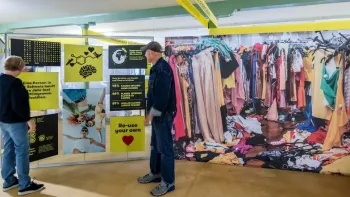 Kreislauf statt Kleiderflut: Wie Mode nachhaltig wird