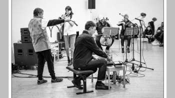 Garth Erasmus and Broken String Ensemble Garth Erasmus and Broken String Ensemble