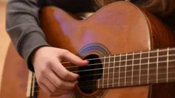 Musikalische Adventsreise in der Bahnhofshalle