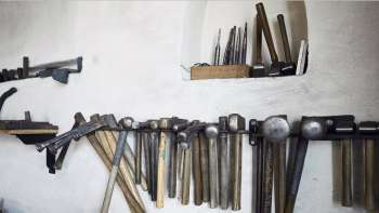 Klangschalen schmieden