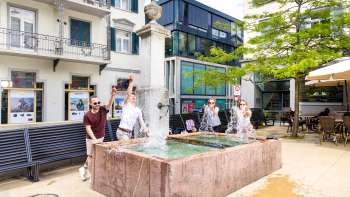 Brunnen beim roten Platz in St.Gallen