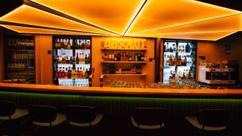 August Bar