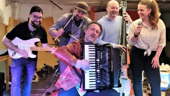 SOMMERBÜHNE: BABA ROGA