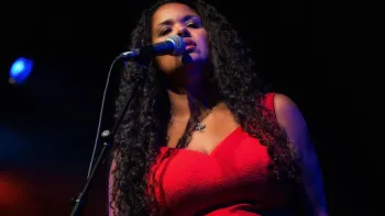 Kyla Brox
