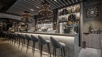 Magnum Wine Bar