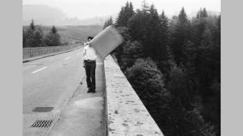 Signers Koffer – Unterwegs mit Roman Signer