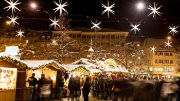 Weihnachtsrundgang in der Sternenstadt