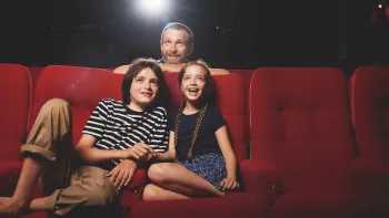 Schellen-Ursli (Xavier Koller, Schweiz, 2015)