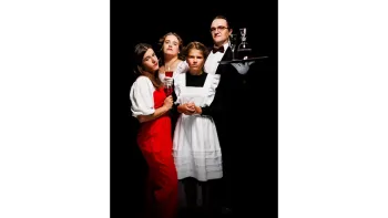 Theater "Der letzte Toast" by hoistock