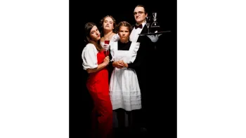 Theater "Der letzte Toast" by hoistock
