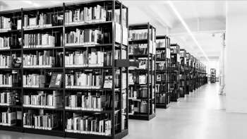 Wie suche ich in der Bibliothek Hauptpost?