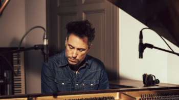 Stefan Rusconi Solo «Solace»
