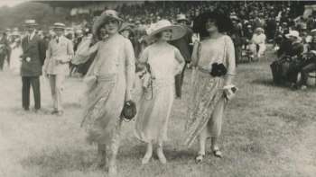 Mise en Scène. Modefotografie von der Belle Époque bis heute